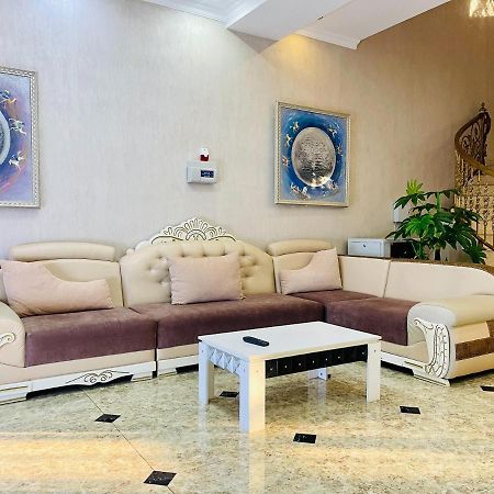 Достык Hotel Kyzylorda Eksteriør billede