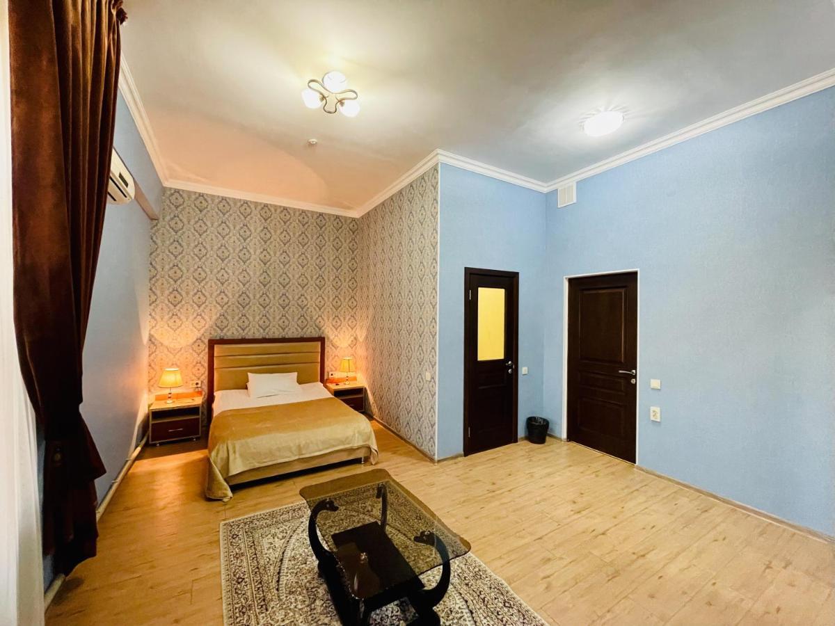 Достык Hotel Kyzylorda Eksteriør billede