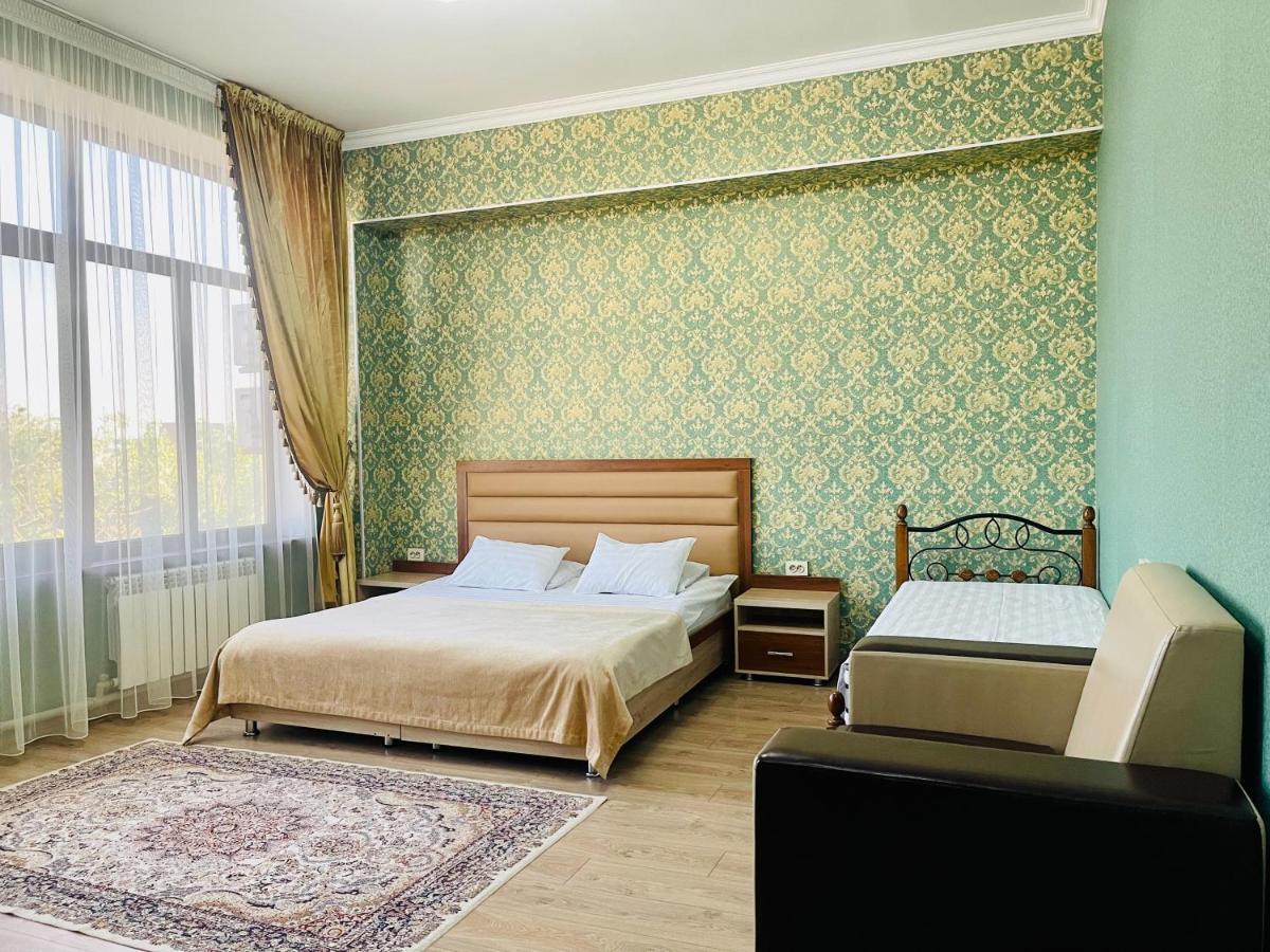 Достык Hotel Kyzylorda Eksteriør billede