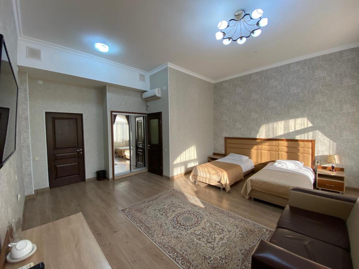 Достык Hotel Kyzylorda Eksteriør billede